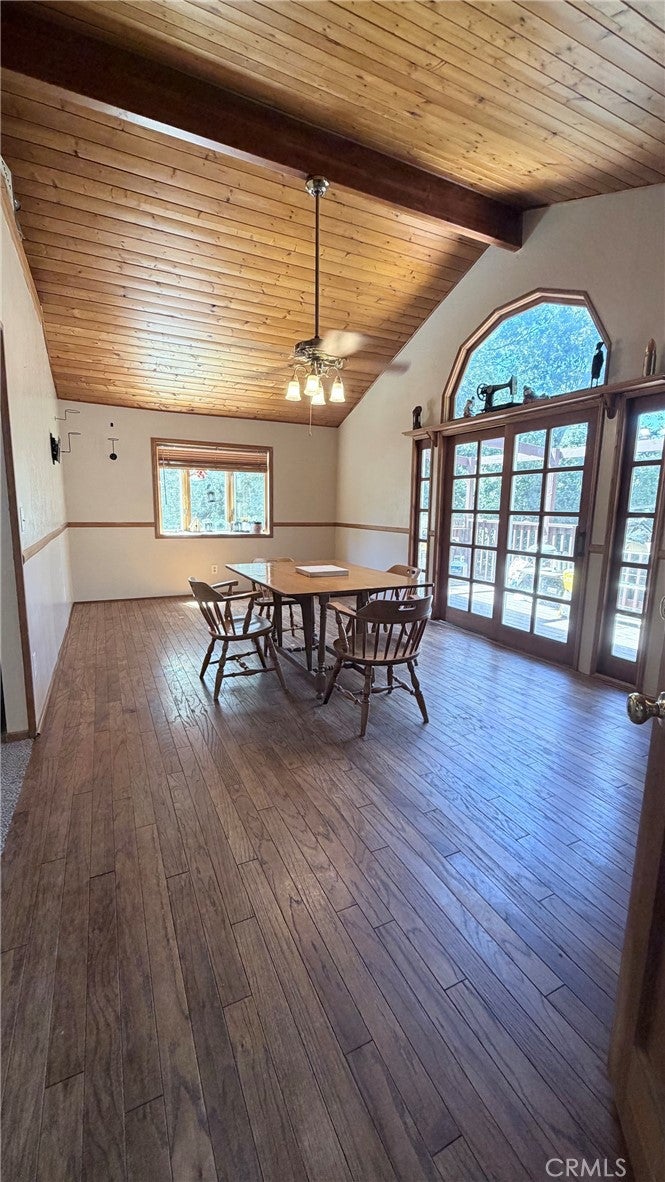635 Acacia Dr