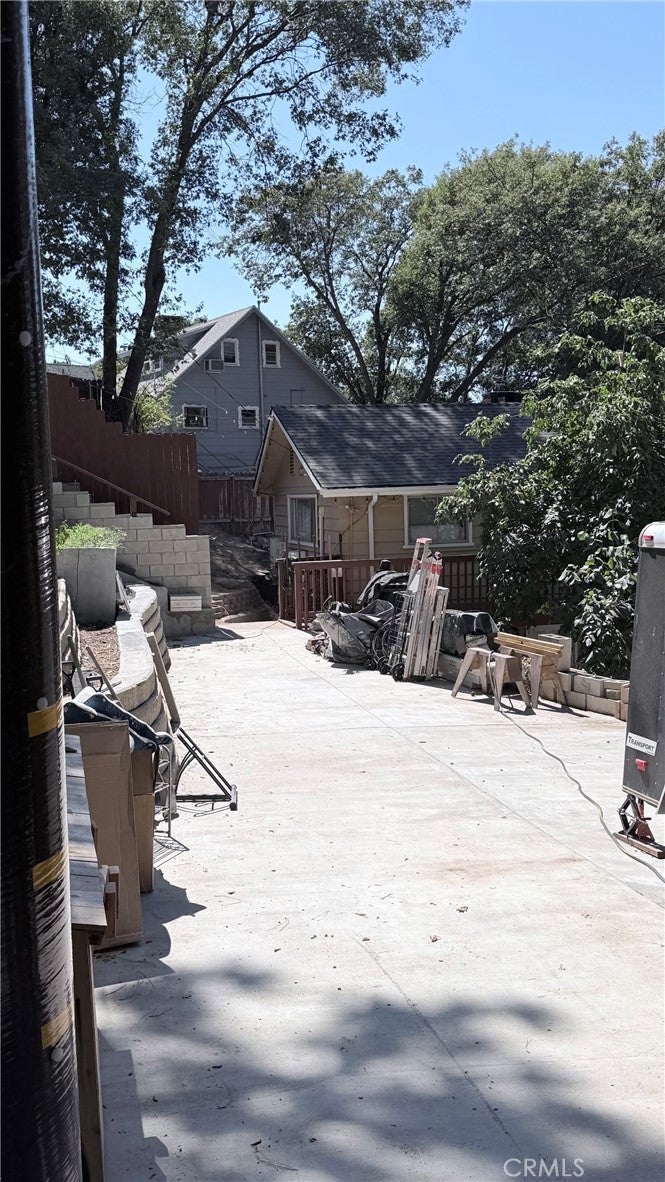 635 Acacia Dr