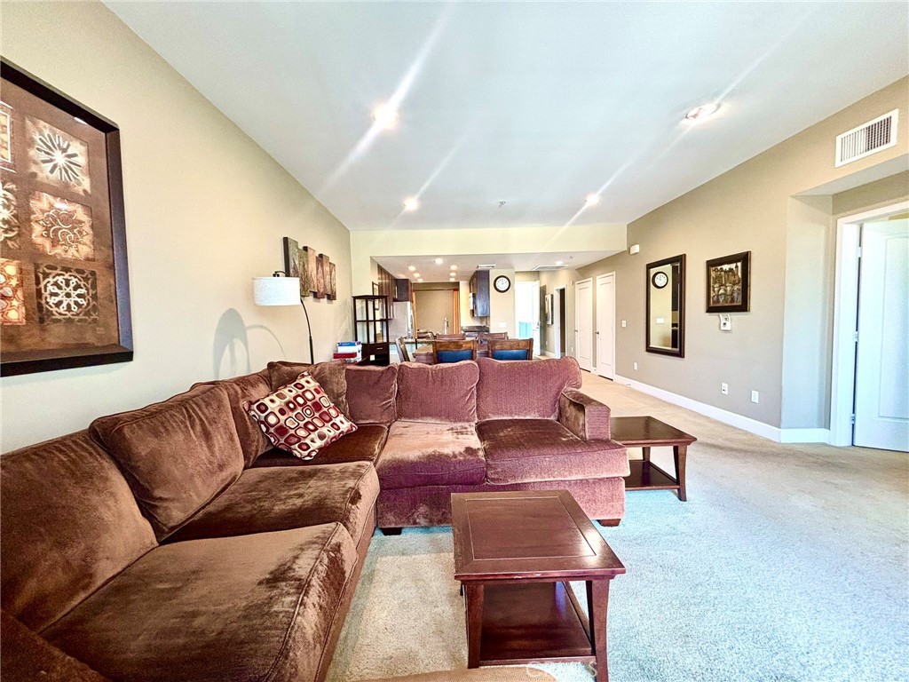 300 E 4th Street 422
