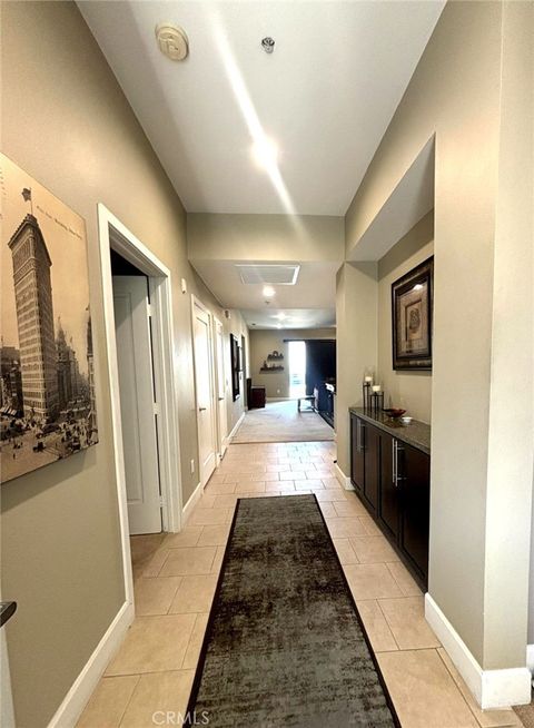 300 E 4th Street 422 Long Beach CA 90802