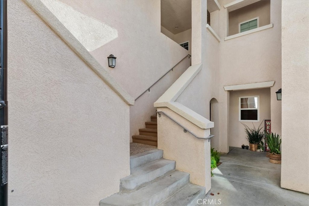 26426 Arboretum Way 806