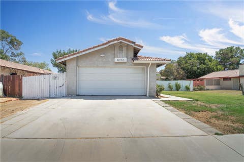 Photo of 43732 La Paz LN, Lancaster, CA 93535 (MLS # SR26183467)