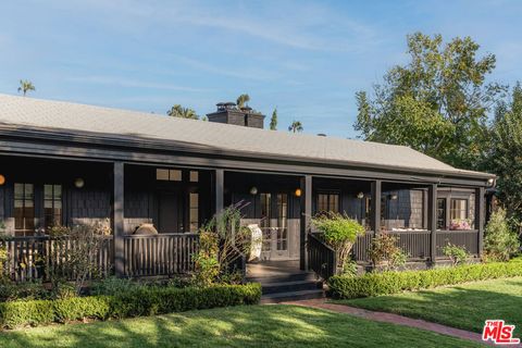 250 S Chadbourne Avenue Los Angeles CA 90049