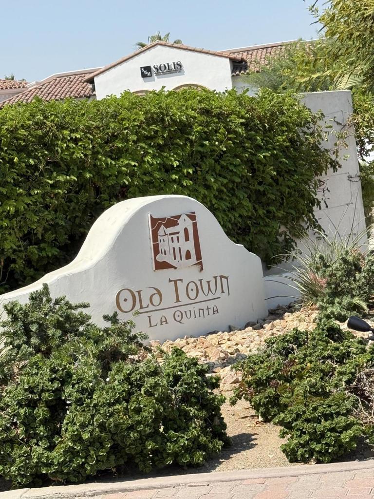 La Quinta Cove - Residential