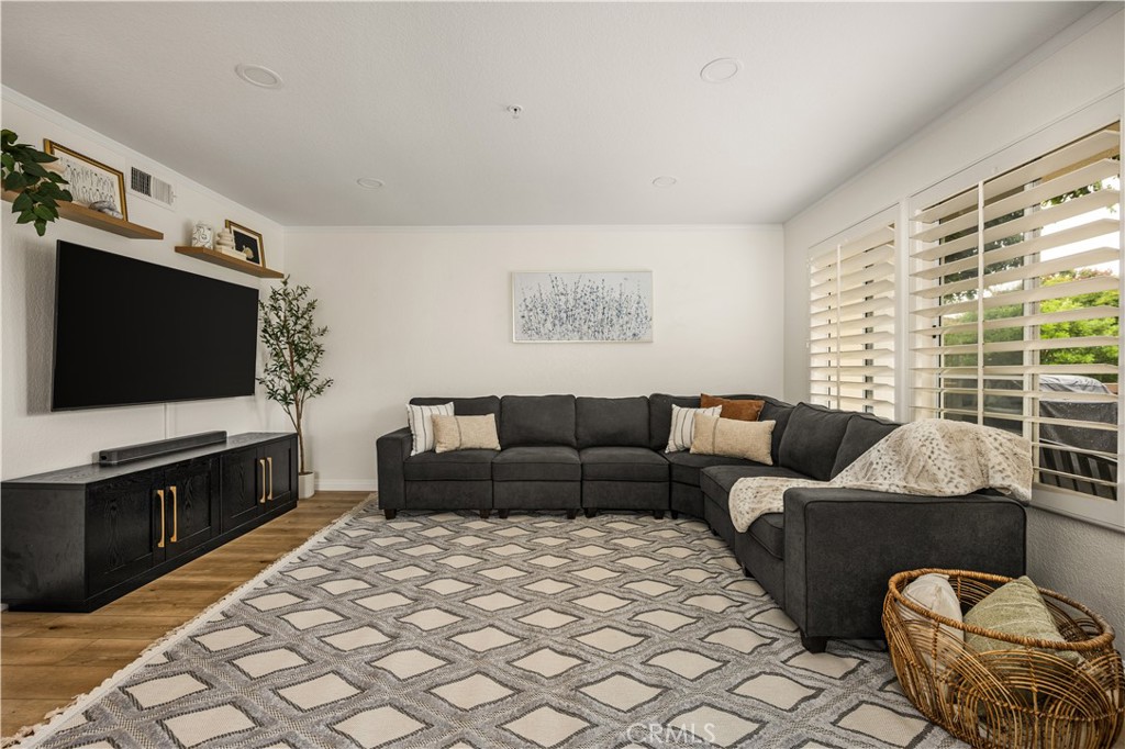 181 S Cross Creek Road