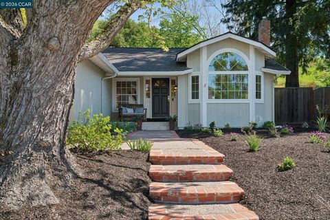 Photo of 169 Natalie Dr Dr, Moraga, CA 94556 (MLS # 41129760)