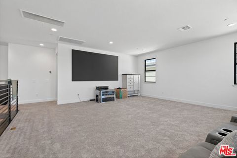 Tiny photo for 21166 Canyon View Place, Chatsworth, CA 91311 (MLS # 25585659)