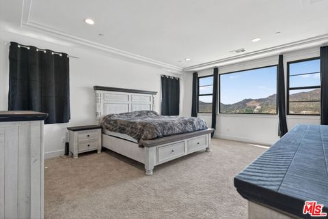 Tiny photo for 21166 Canyon View Place, Chatsworth, CA 91311 (MLS # 25585659)