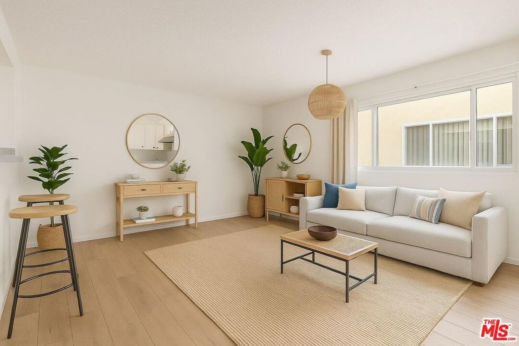8148 Redlands Street 104