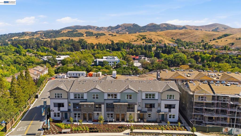 2009 Cascade Way