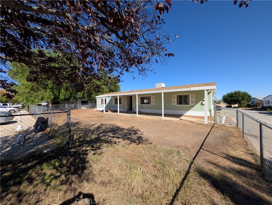 Here’s your chance to own a comfortable 3-bedroom, 2-bath mobile home in a peaceful Palmdale community. According to Boulders at the Lake, this home is subject to a low-income requirement, meaning the homeowner must qualify and live in the house as their primary residence, without owning another property.
The home is being sold as-is and is not on a permanent foundation, but it offers terrific potential for the right buyer to make it their own. With its great location and welcoming neighborhood, this could be the perfect place to call home.