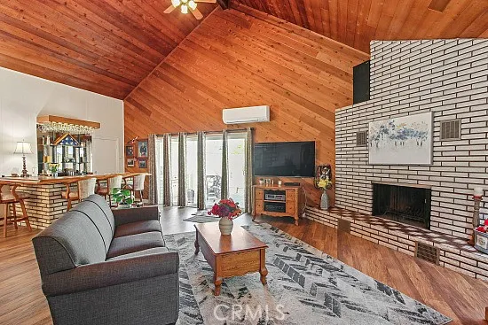 Long Beach, California 90808, United States, 3 Bedrooms Bedrooms, ,2 BathroomsBathrooms,Residential,Active,168925