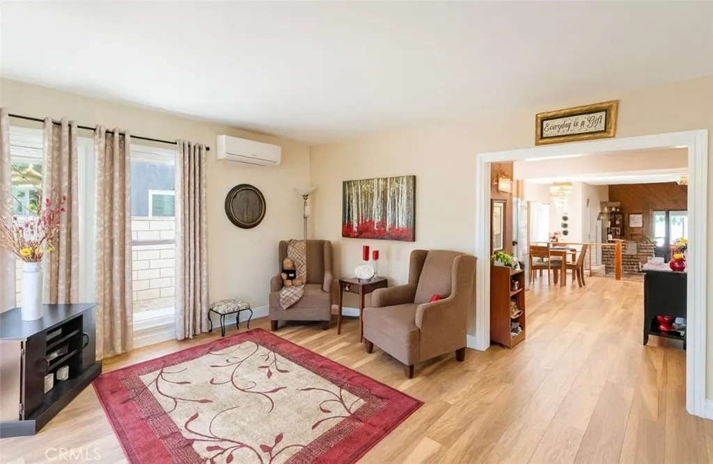 Long Beach, California 90808, United States, 3 Bedrooms Bedrooms, ,2 BathroomsBathrooms,Residential,Active,168925