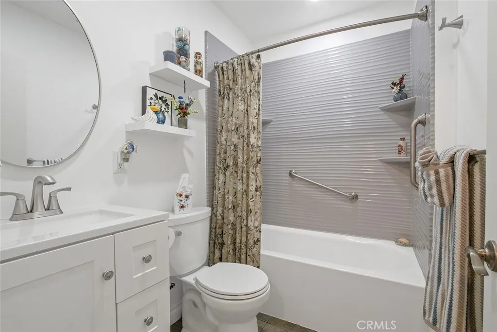 Long Beach, California 90808, United States, 3 Bedrooms Bedrooms, ,2 BathroomsBathrooms,Residential,Active,168925