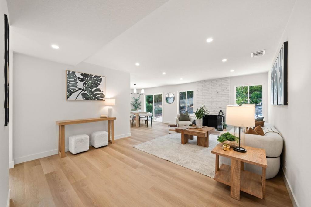 901 Boulder Drive
