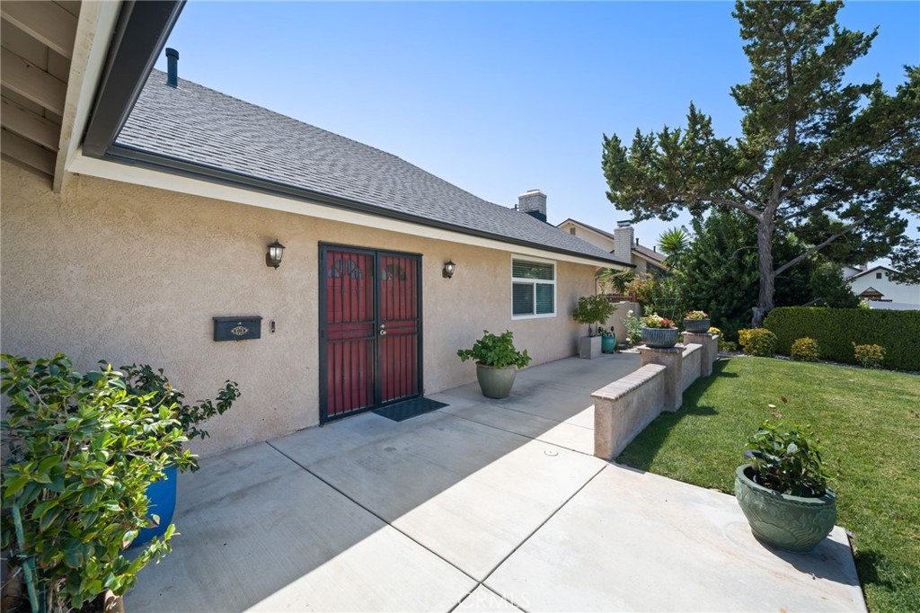 460 W Mission Road