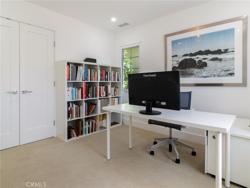 70 Clouds, Irvine CA 92603 - Photo 29