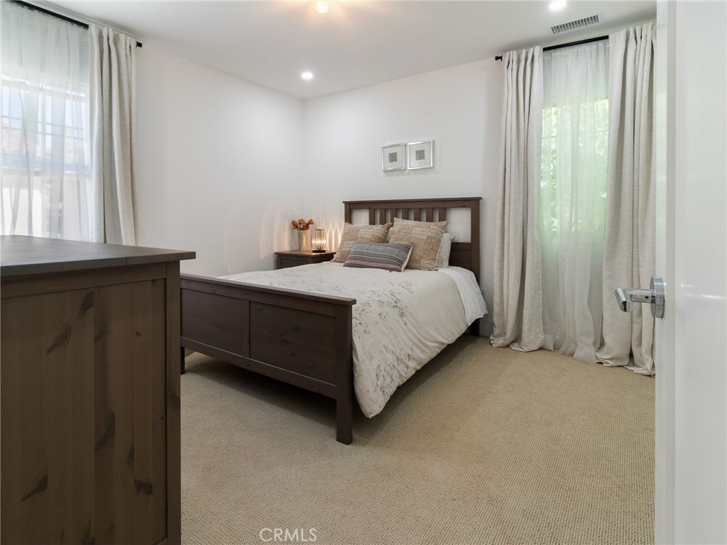 70 Clouds, Irvine CA 92603 - Photo 30
