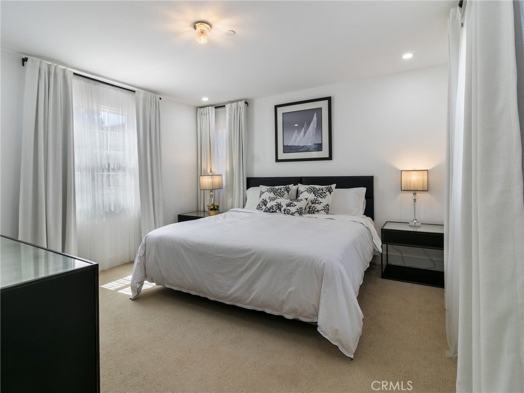 70 Clouds, Irvine CA 92603 - Photo 26