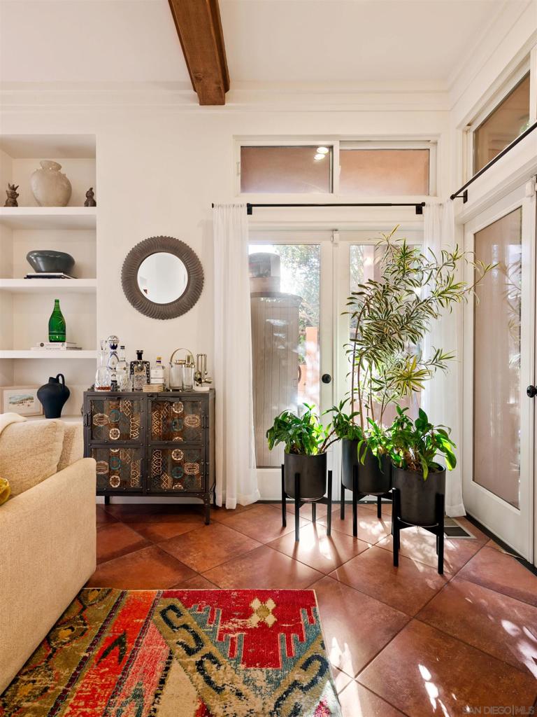 La Jolla - Residential Lease