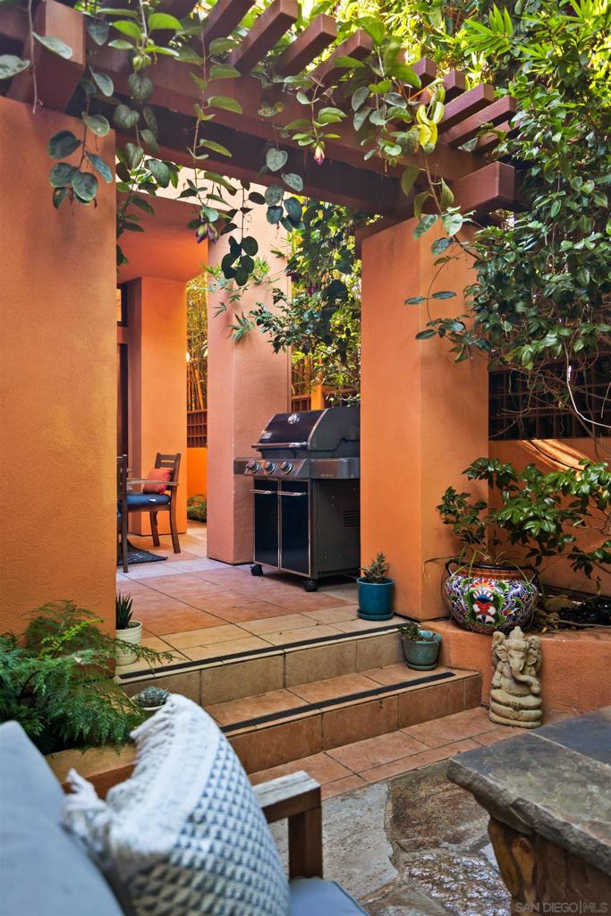 La Jolla - Residential Lease