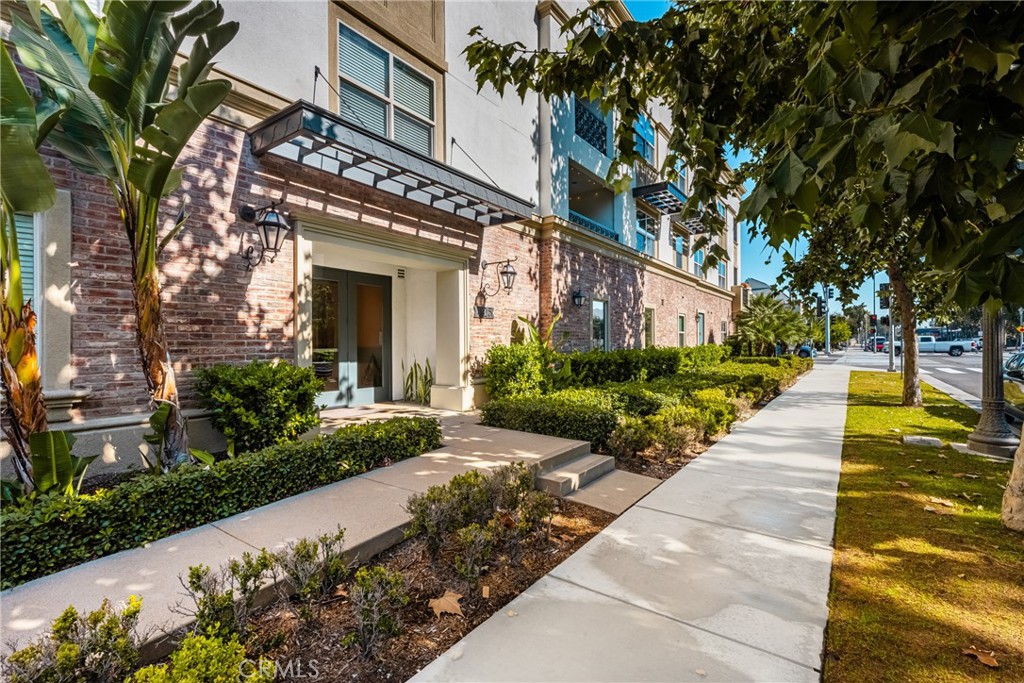 The Domain - Packing House District - Residential