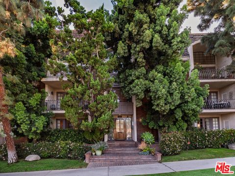 Photo of 10327 Missouri Avenue #105, Los Angeles, CA 90025 (MLS # 26656759)