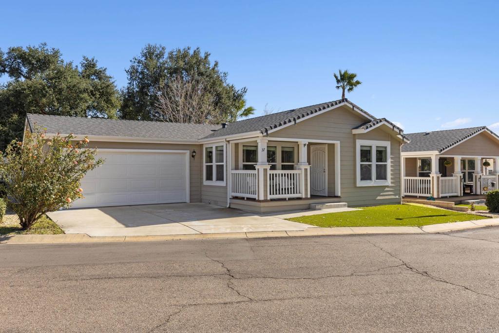 2239 Black Canyon Road