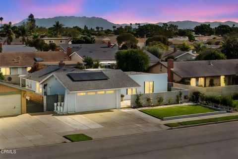 Photo of 1640 Gallatin Place, Oxnard, CA 93030 (MLS # V1-33639)