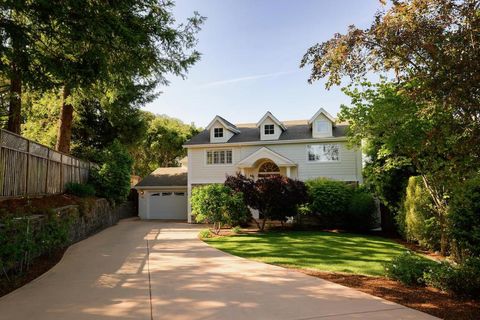 Photo of 26 Torrey Oaks Court, Scotts Valley, CA 95066 (MLS # ML82039273)