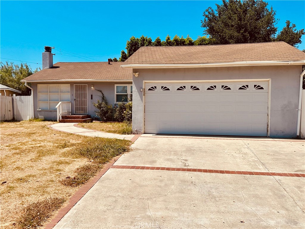 Welcome to 20615 Leadwell Street — a charming 3-bedroom, 2-bathroom single-story home nestled in a quiet cul-de-sac in the heart of Winnetka. This well-loved residence offers 1,216 square feet of living space on a spacious 7,706 square foot lot.
The home features a bright living room, separate dining area, and a functional kitchen with backyard access. While well maintained, the property presents a great opportunity for buyers to make light cosmetic updates and add their personal touch.
Enjoy a private backyard retreat with a sparkling pool, mature trees, and plenty of space for entertaining or relaxing. A detached 2-car garage and long driveway offer ample parking and potential for an ADU (buyer to verify with the city).
Conveniently located near Pierce College, Westfield Topanga, local parks, public transit, and major freeways (101 & 118), this home offers both comfort and convenience in a desirable San Fernando Valley neighborhood.
Perfect for first-time buyers, families, or investors looking for a solid property with upside potential in a peaceful residential setting.