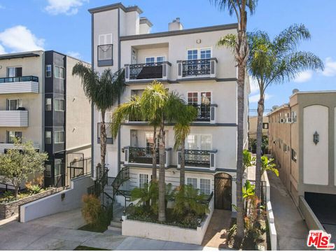 Photo of 11826 Dorothy Street #201, Los Angeles, CA 90049 (MLS # 25625551)
