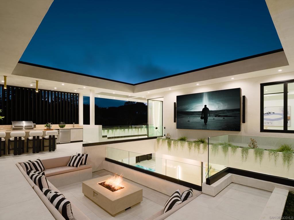 6283 La Jolla Scenic Drive S