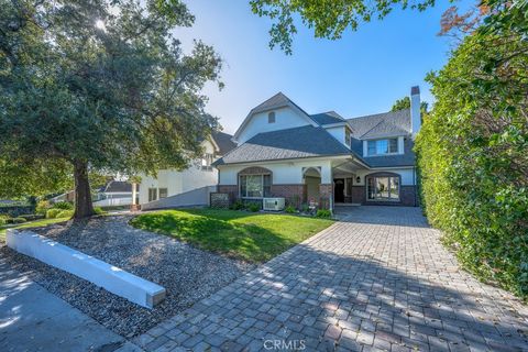 217 N Lima Sierra Madre CA 91024