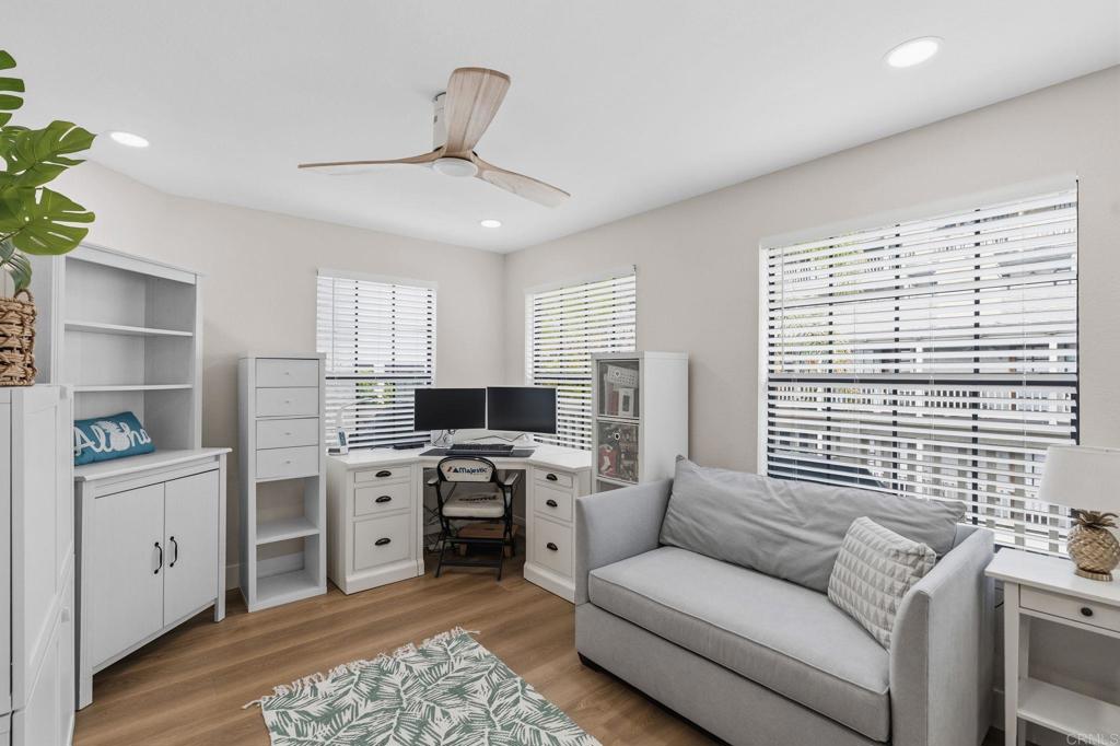 3961 Hortensia Street H10