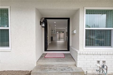 8956 Swallow Avenue Fountain Valley CA 92708