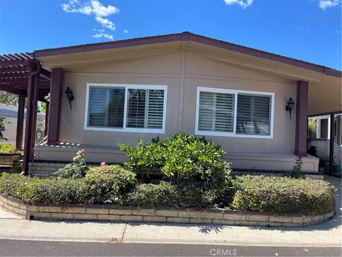 MLS: OC26076054