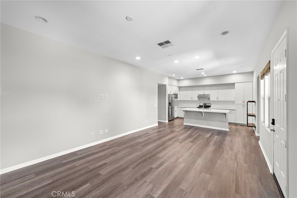 Verandas (ESVERA) - Residential Lease