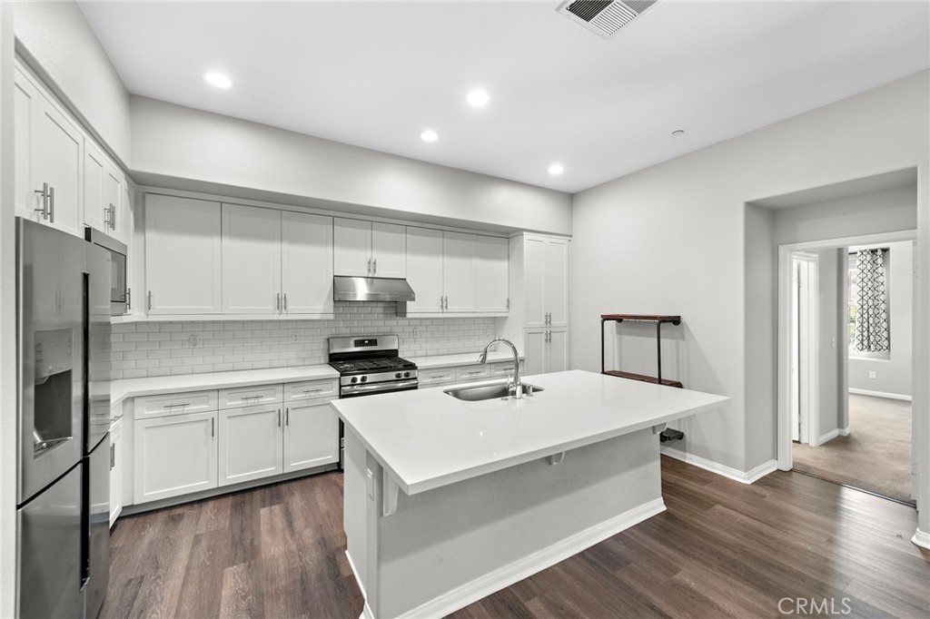 3 Promesa Avenue