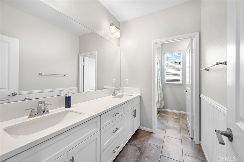 Verandas (ESVERA) - Residential Lease