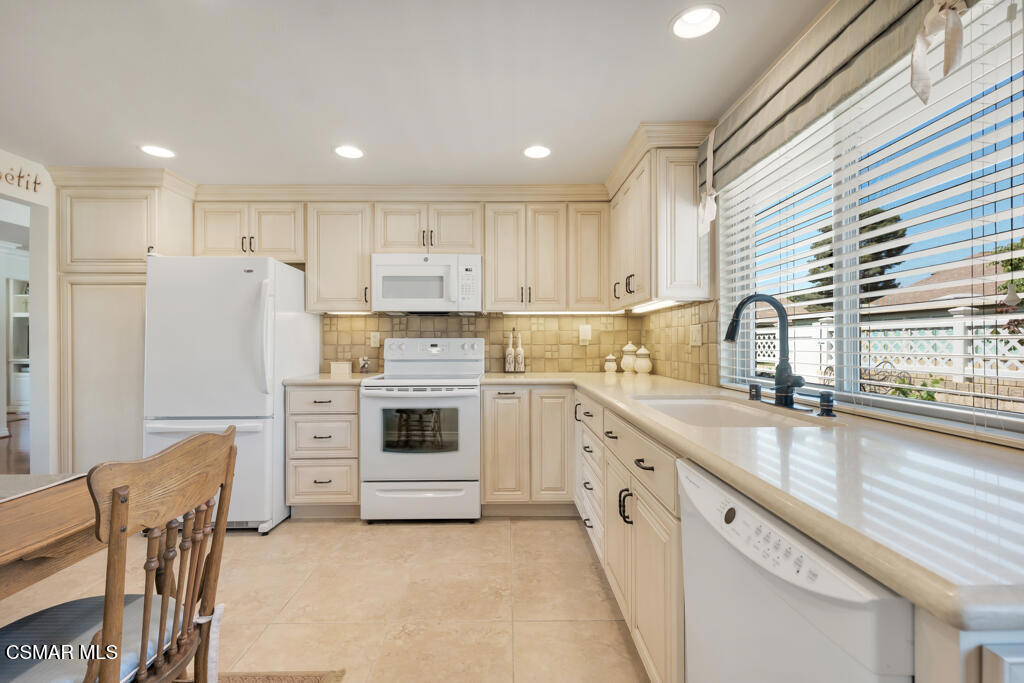 31328 Village 31