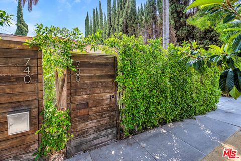 Photo of 738 Westmount Drive, West Hollywood, CA 90069 (MLS # 26828851)