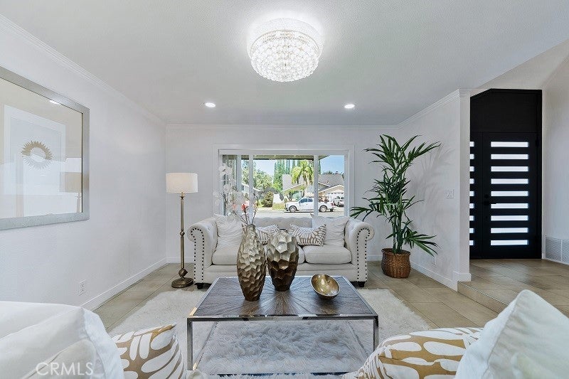 14532 Westfall Road, Tustin CA 92780 - Photo 8