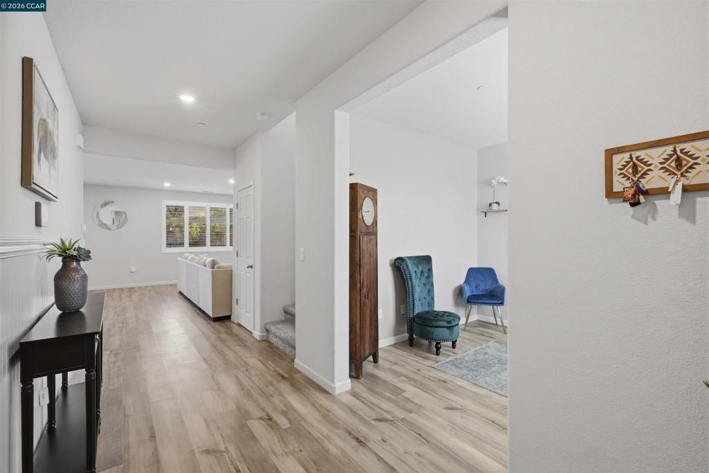 1655 Apricot Ct