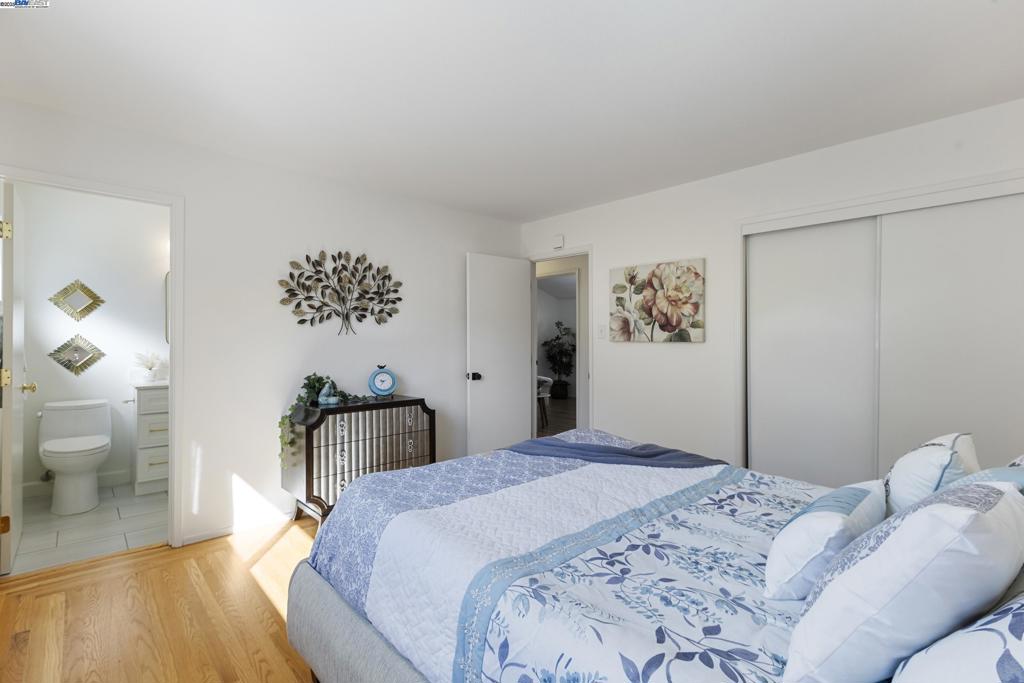 HOLBROOK HEIGHTS - Residential