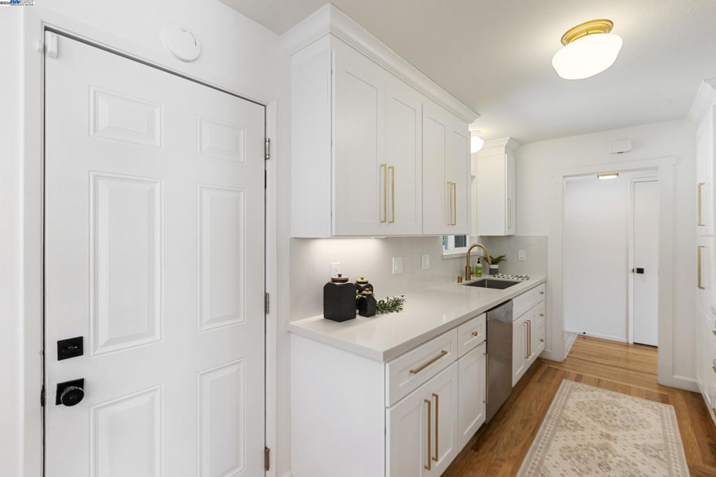 HOLBROOK HEIGHTS - Residential