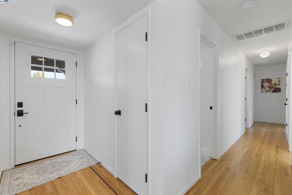 HOLBROOK HEIGHTS - Residential