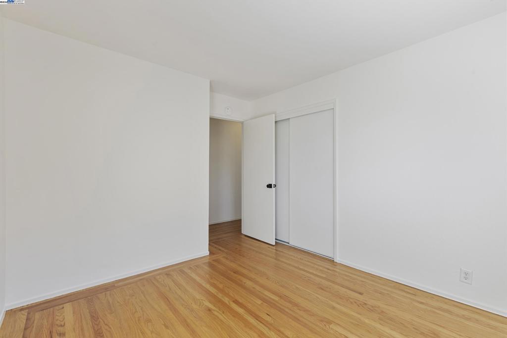 HOLBROOK HEIGHTS - Residential