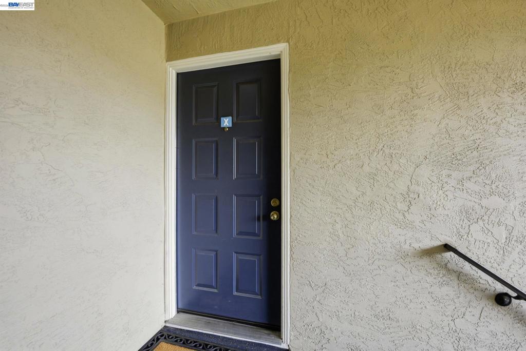 39490 39490 Albany Cmn X