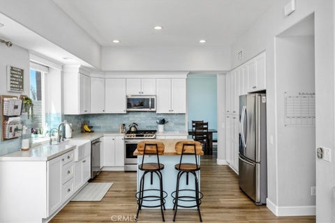 Tiny photo for 23831 Via Madrid, Murrieta, CA 92562 (MLS # SW26232685)